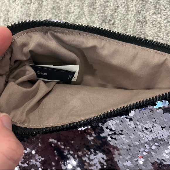 NWOT Sequin Clutch - Picture 3 of 4